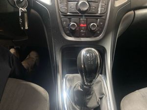 Opel Astra 1.4 Enjoy  - Foto 13