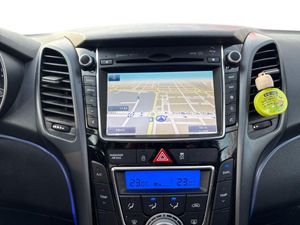 Hyundai i30 1.6 CRDi BlueDrive Tecno Nav  - Foto 16