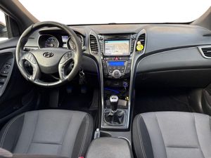 Hyundai i30 1.6 CRDi BlueDrive Tecno Nav  - Foto 11