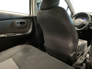 Toyota Yaris 1.5 Hybrid Active  - Foto 18
