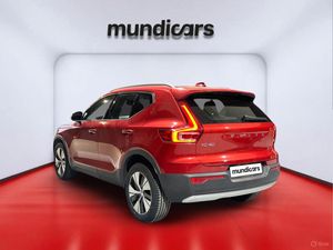 Volvo XC40 Momentum Core T2  - Foto 8