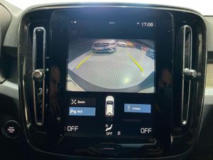 Volvo XC40 Momentum Core T2  - Foto 15