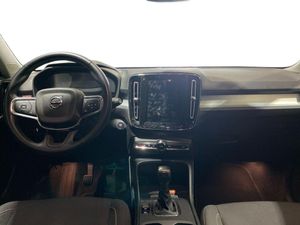 Volvo XC40 Momentum Core T2  - Foto 11