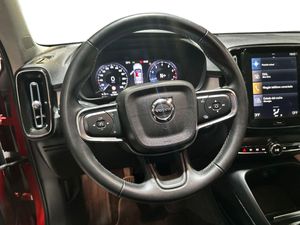 Volvo XC40 Momentum Core T2  - Foto 14