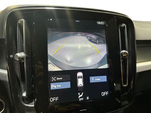 Volvo XC40 Momentum Core T2  - Foto 17
