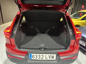 Volvo XC40 Momentum Core T2  - Foto 21