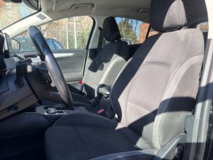 Ford Focus Berlina Trend+ 1.0 EcoBoost 92 kW (125 CV) Aut. 8 vel.  - Foto 22