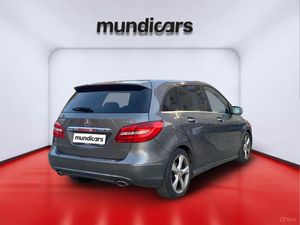 Mercedes Clase B B 200 CDI BlueEFFICIENCY  - Foto 4
