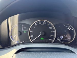 Lexus CT 200h  - Foto 15