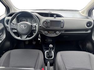 Toyota Yaris 1.5 Dual VVT-iE Active  - Foto 13