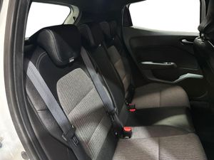 Renault Clio 1.0 TCe Zen  - Foto 18