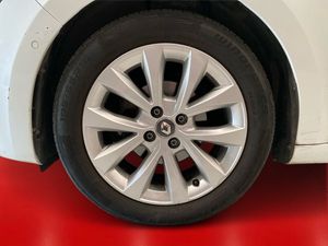 Renault Clio 1.0 TCe Zen  - Foto 11