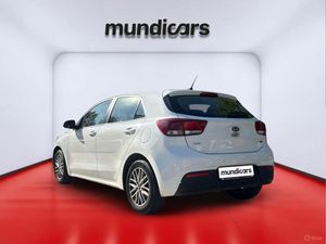 Kia Rio 1.0 TGDI Drive  - Foto 8