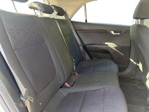 Kia Rio 1.0 TGDI Drive  - Foto 20