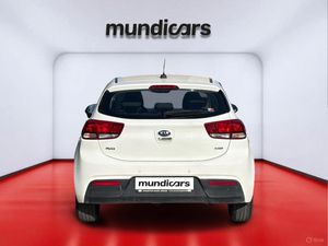 Kia Rio 1.0 TGDI Drive  - Foto 7