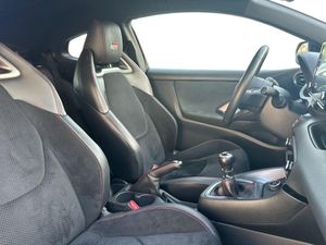 Toyota GR Yaris GR-FOUR  - Foto 17