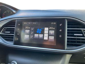 Peugeot 308 Style 1.6 BlueHDi 120  - Foto 16