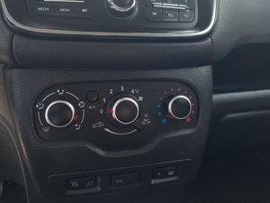 Dacia Lodgy Comfort 1.6 GLP 5Pl  - Foto 16