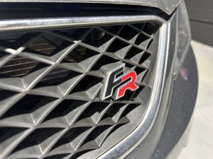 Seat Ibiza 5p 1.6 TDI CR 105 CV FR  - Foto 10
