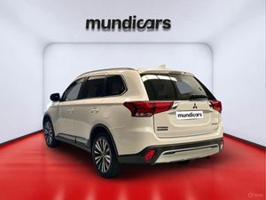 Mitsubishi Outlander 2.0 MIVEC Motion 2WD  - Foto 7