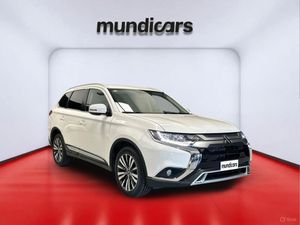 Mitsubishi Outlander 2.0 MIVEC Motion 2WD  - Foto 3