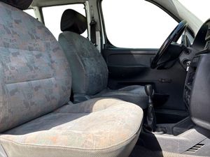 Peugeot Partner 1.9D  - Foto 17
