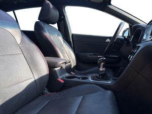Kia Sportage 1.6 MHEV GT Line Xtreme 4X2  - Foto 17