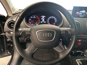 Audi A3 1.6 TDI 110CV clean S tronic Attraction  - Foto 13
