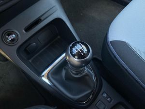 Renault Captur Zen TCe 120 EDC  - Foto 14