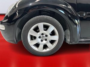 Volkswagen New Beetle 2.0 Cabriolet  - Foto 11