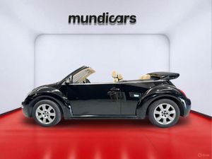 Volkswagen New Beetle 2.0 Cabriolet  - Foto 8