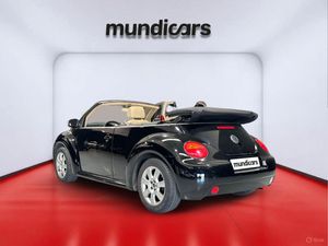 Volkswagen New Beetle 2.0 Cabriolet  - Foto 7