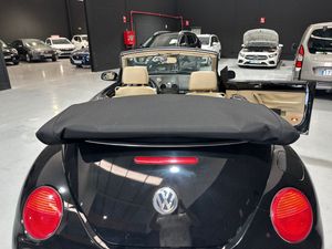 Volkswagen New Beetle 2.0 Cabriolet  - Foto 20