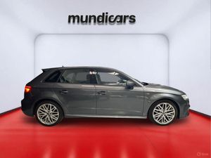 Audi A3 S line edition 1.6 TDI S tronic Sportb  - Foto 4