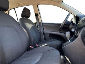 Hyundai i10 1.2 GLS Comfort Automático  - Foto 17