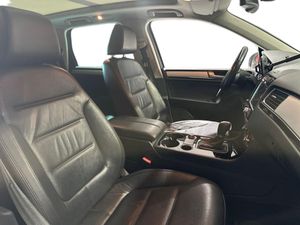 Volkswagen Touareg 3.0 V6 TDI 245 Tip Premium Bmotion Tech  - Foto 18