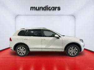 Volkswagen Touareg 3.0 V6 TDI 245 Tip Premium Bmotion Tech  - Foto 4