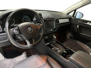 Volkswagen Touareg 3.0 V6 TDI 245 Tip Premium Bmotion Tech  - Foto 12