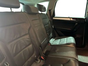 Volkswagen Touareg 3.0 V6 TDI 245 Tip Premium Bmotion Tech  - Foto 19