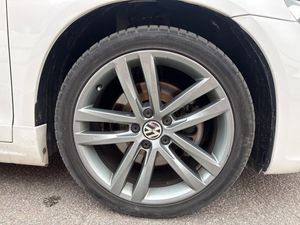 Volkswagen Scirocco R-Line 2.0 TSI 180CV BMT  - Foto 22