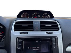 Volkswagen Scirocco R-Line 2.0 TSI 180CV BMT  - Foto 17