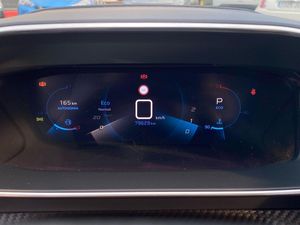 Peugeot 2008 Allure Pack BlueHDI 130 S&S EAT8  - Foto 15