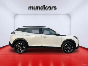 Peugeot 2008 Allure Pack BlueHDI 130 S&S EAT8  - Foto 4