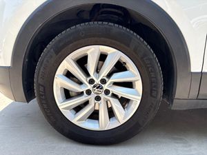 Volkswagen T-Cross Advance 1.0 TSI 81kW (110CV) DSG  - Foto 23