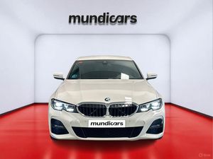 BMW Serie 3 318d Auto. PACK M  - Foto 10