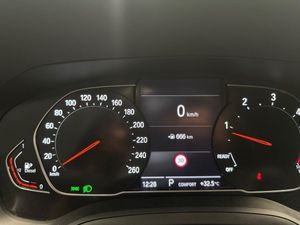 BMW Serie 3 318d Auto. PACK M  - Foto 15