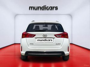 Toyota Auris 130 Active Touring Sports  - Foto 5