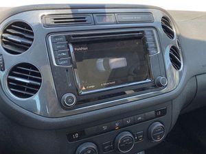 Volkswagen Tiguan T1 2.0 TDI 110CV BMT 4x2  - Foto 16