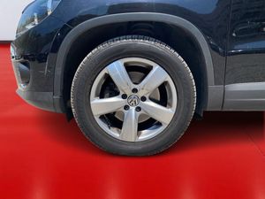Volkswagen Tiguan T1 2.0 TDI 110CV BMT 4x2  - Foto 10