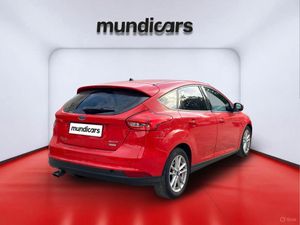 Ford Focus 1.0 Ecoboost Auto-St.-St. 125cv Trend+  - Foto 4